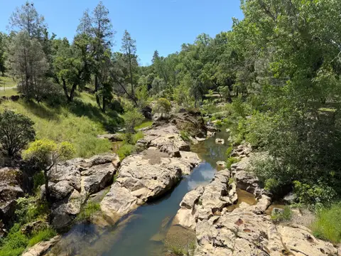 Copsey Creek at Morgan Valley Road Upstream… — Upstream · 4/24/26