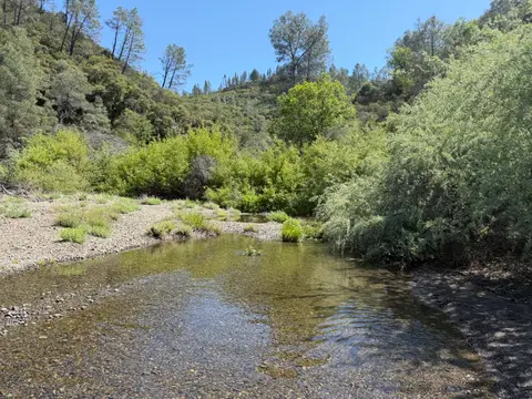 Highland Creek, South shore, Adobe Creek feeder